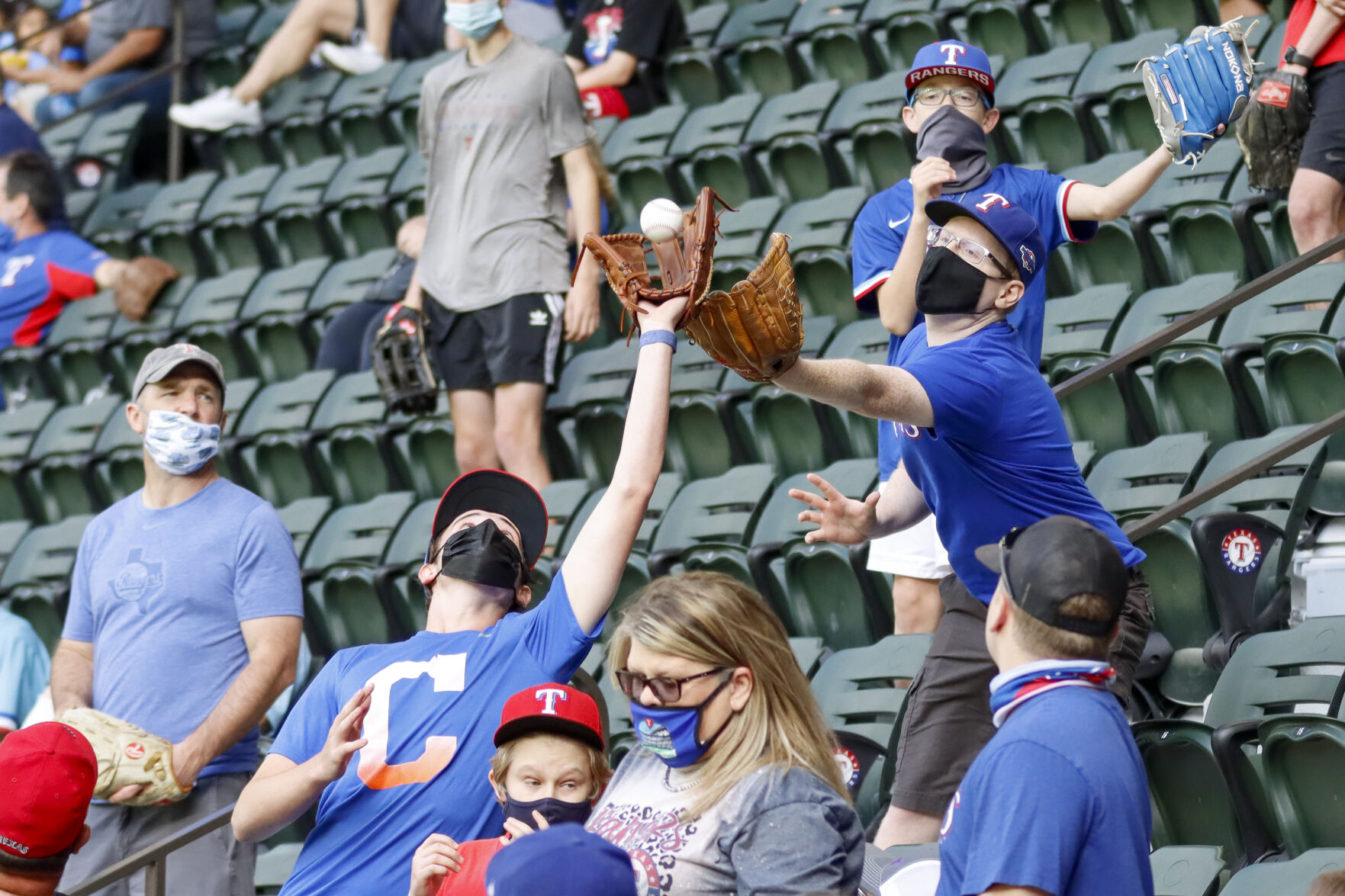Photos: Texas Rangers play in front of fans at Globe Life Field for the first time